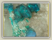 Dioptase on calcium